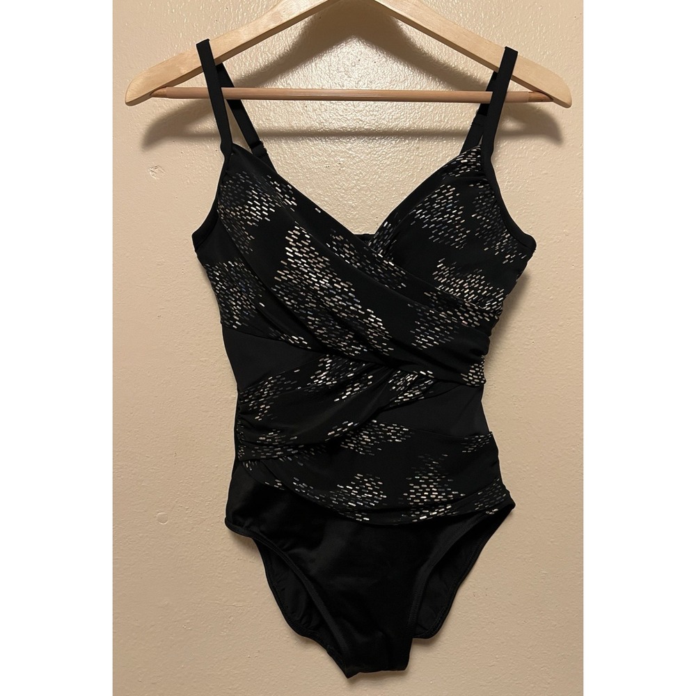 Miraclesuit Mystique Iridium Underwire One-Piece Swimsuit Black Metallic Sz 10
